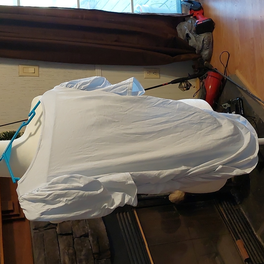 Top - Picture 2 of 2